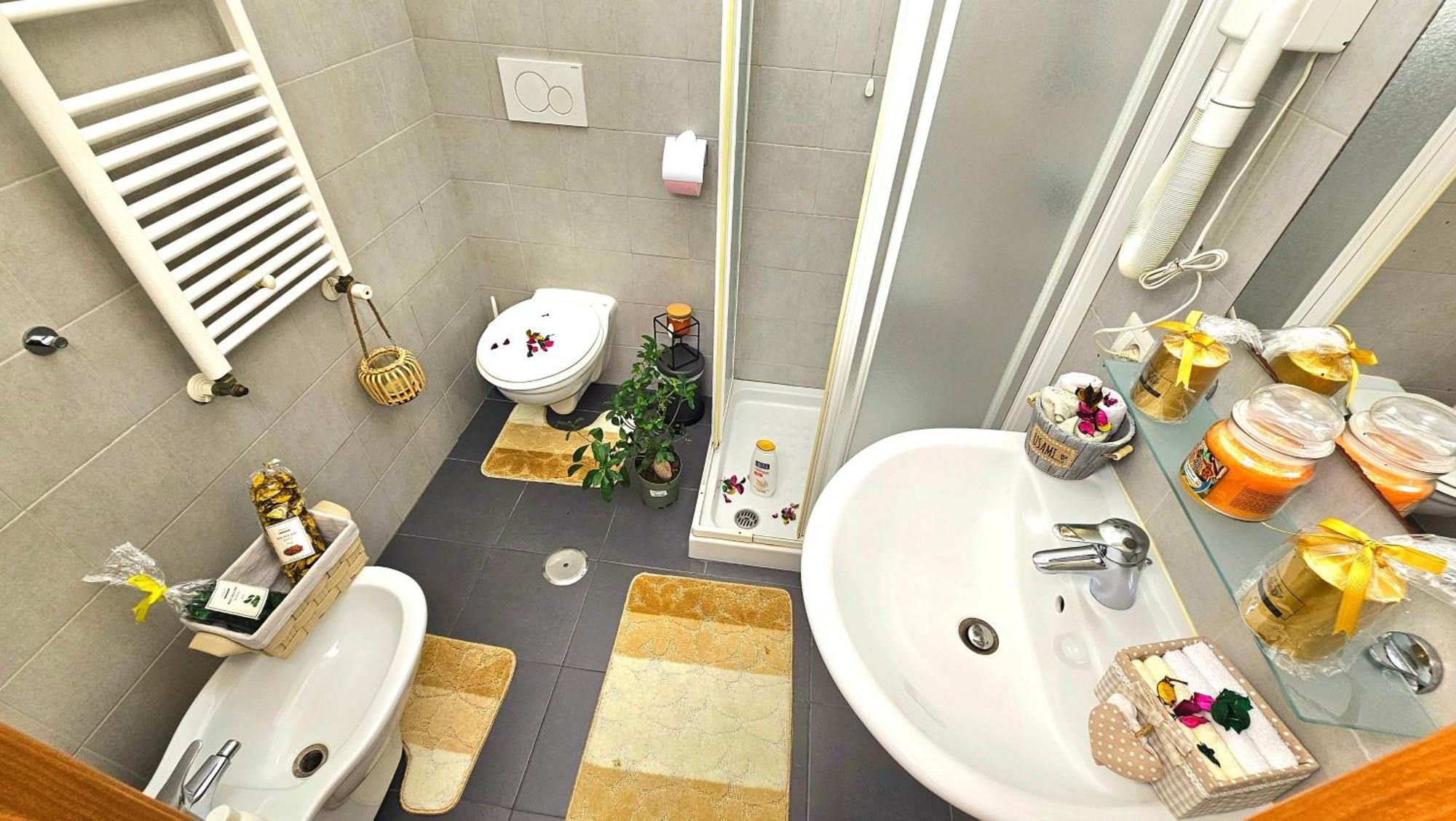 Bed and Breakfast A Casa Simpatia Roma - Free Parking If You Book 4 Nights Exteriér fotografie